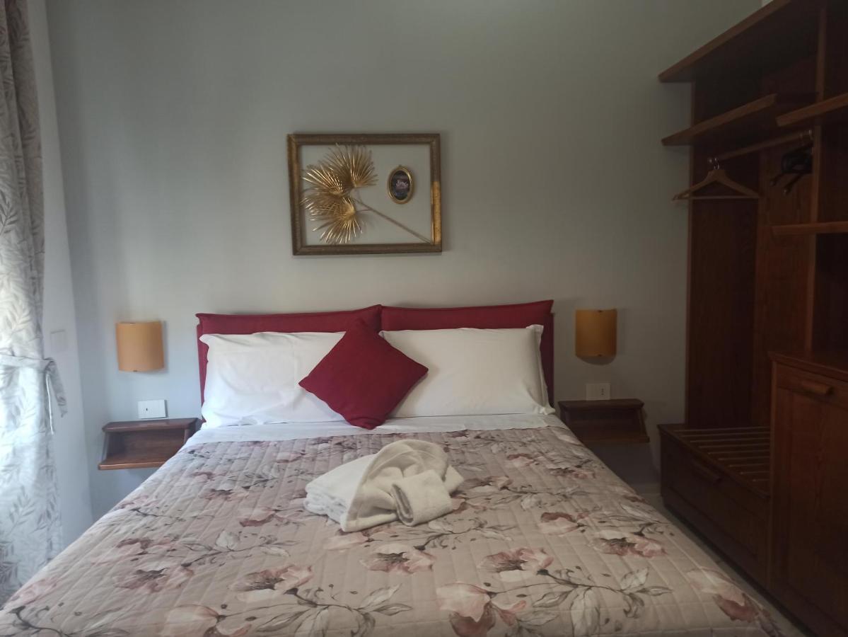 B&B Alle Mura Di San Giovanni Rom Eksteriør billede